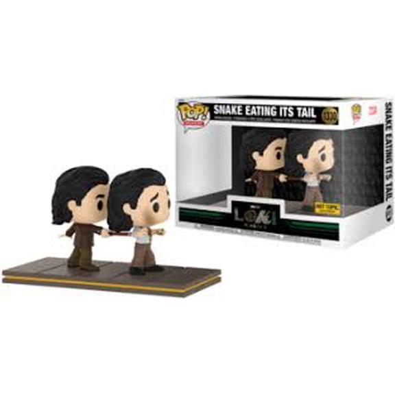 1330 - Vinyl Collectible Figure Set Two Stylized Characters in Battle Pose (Boxed Display)