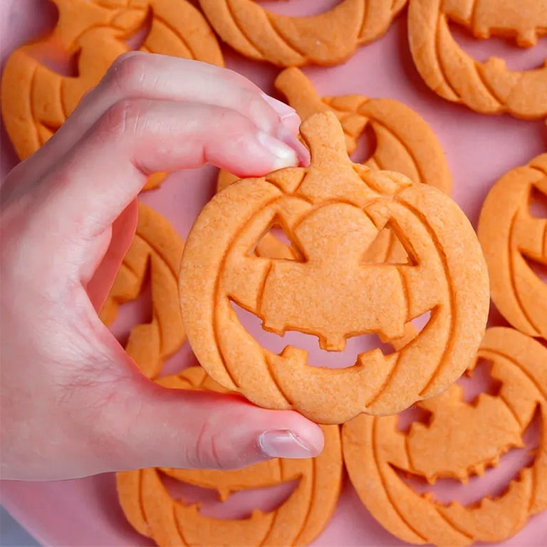 13pcs Halloween Cookie Cutters Pumpkin Cookie Cutter Set Pumpkin Face Biscuit  Cutter Tool Cookie Stamps Plastic Mold Biscuits Pastry Fondant Molds Cake  Decorations Biscuit Cutters for Baking Supplies 