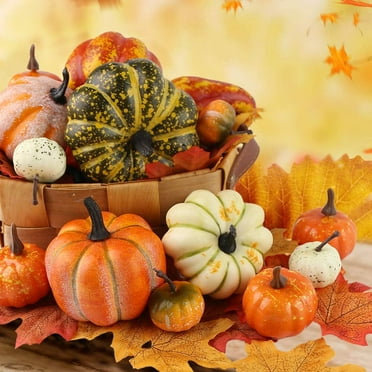 14 PCS Artificial Lifelike Mixed Pumpkins, Pumpkins with 30PCS Maple Leaves, Festival Thanksgiving Fall Harvest Home Decoration