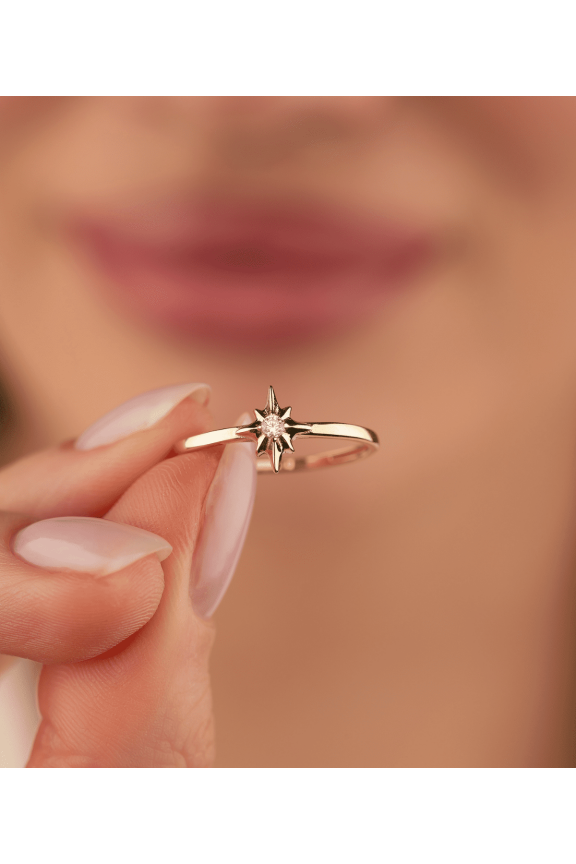 14K Compass Shaped Gold Ring