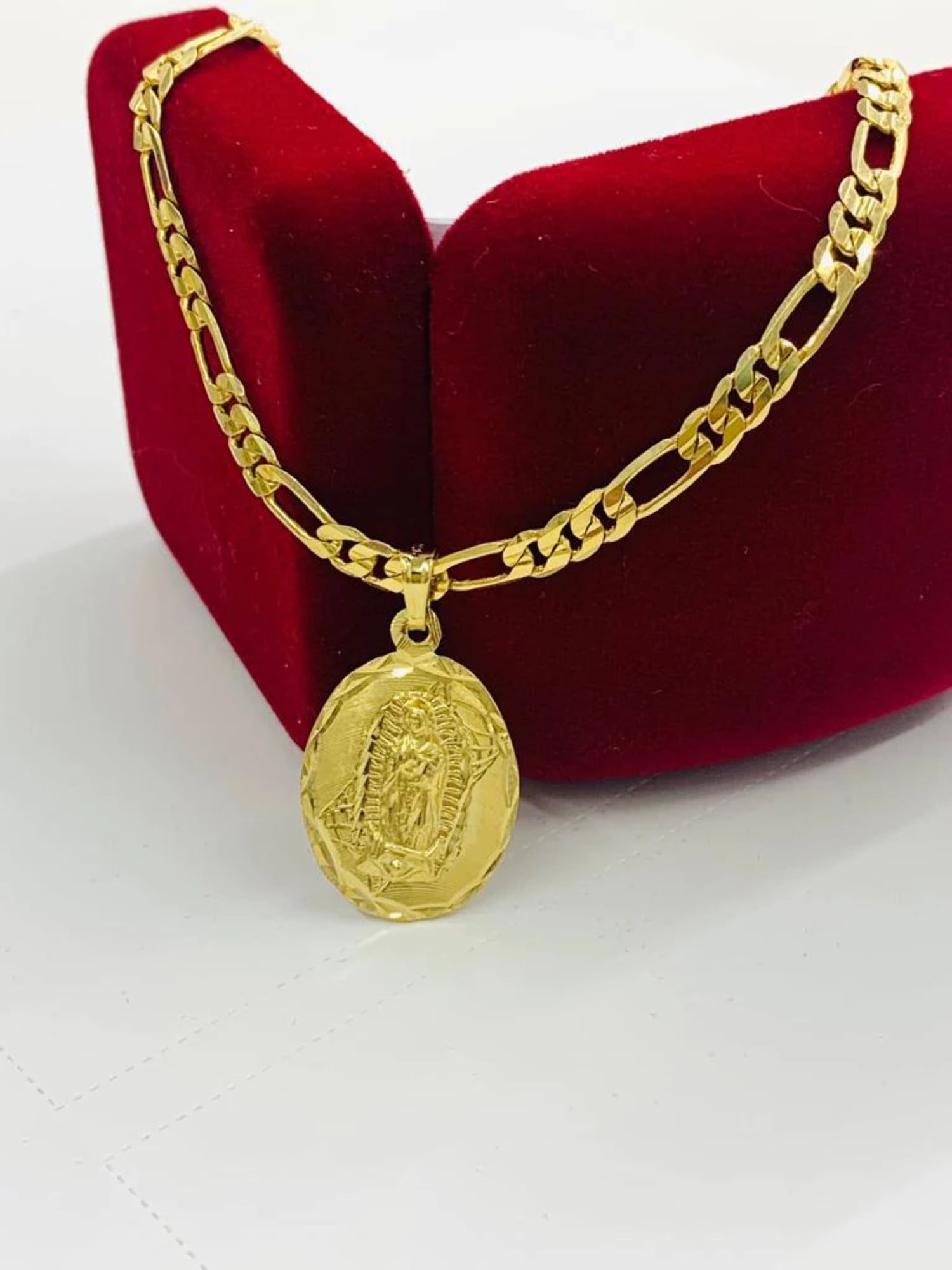 Virgen de guadalupe shop necklace 14k gold