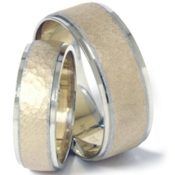 Pompeii3 14K Gold Matching Two Tone Hammered Wedding Band Set