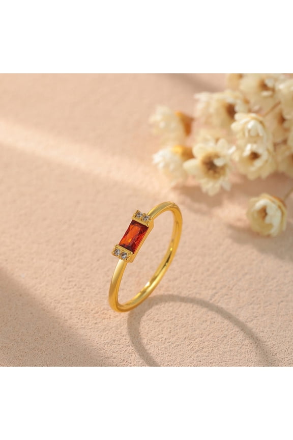 14K Gold - Plated Red Zircon Diamond - Accent Ring Timeless Elegance Size 7 Inner Diameter 1.7cm