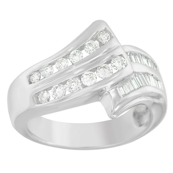 14K White Gold 0.92ct. TDW Round and Baguette-cut Diamond Ring (H-I,I1-I2)