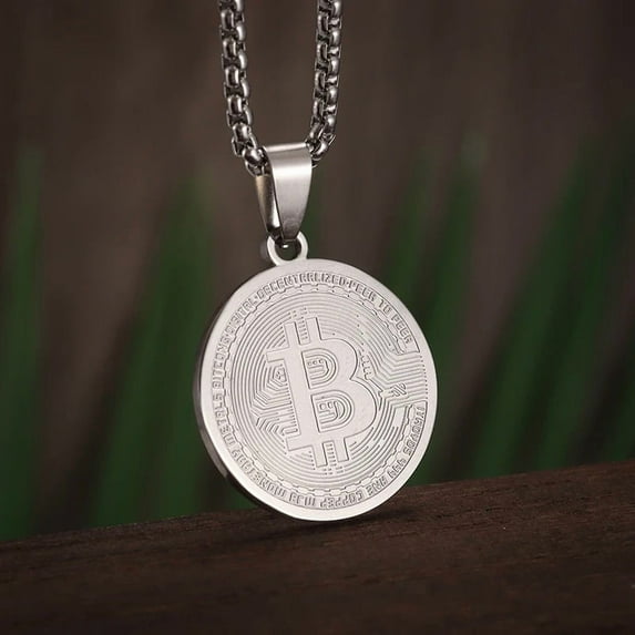 14K White Gold Bitcoin Coin Pendant Collectible Art Necklace for Men Fashion Charm Jewelry Birthday Gift