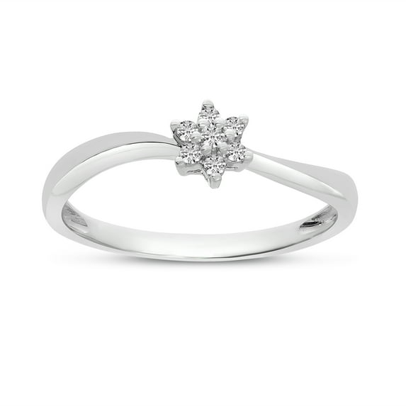 14K White Gold Diamond Cluster Ring