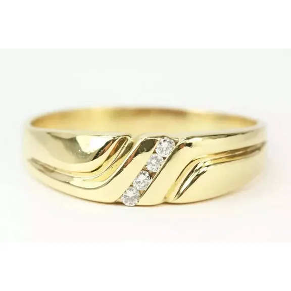 14K Yellow Gold Plated 1.00Ct Round Cut Simulated Diamond Men's Wedding Band Ring Silver