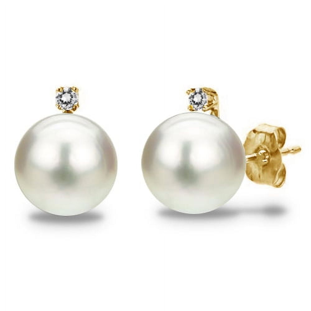 LA REGIS JEWELRY 14k Gold Yellow Gold Cultured Freshwater White Pearl Diamond 1/50 CTTW (G-H, SI1-SI2) Studs Earrings