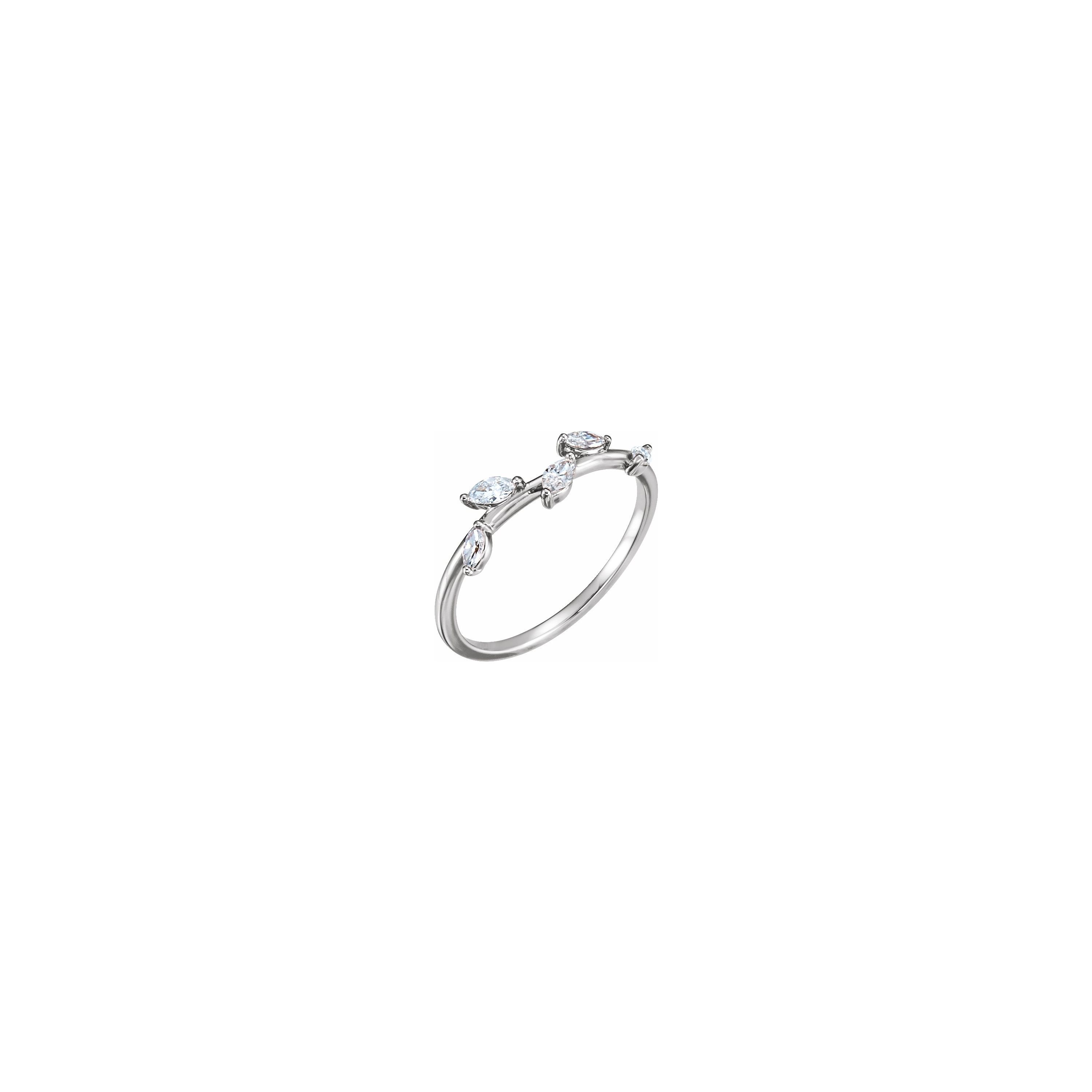 14k White Gold 1/3 Ct Diamond Leaf Ring