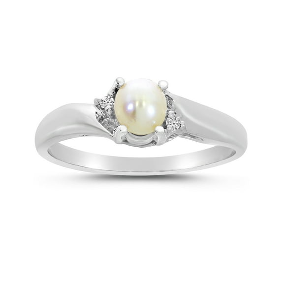14k White Gold Freshwater Cultured Pearl And Diamond Ring