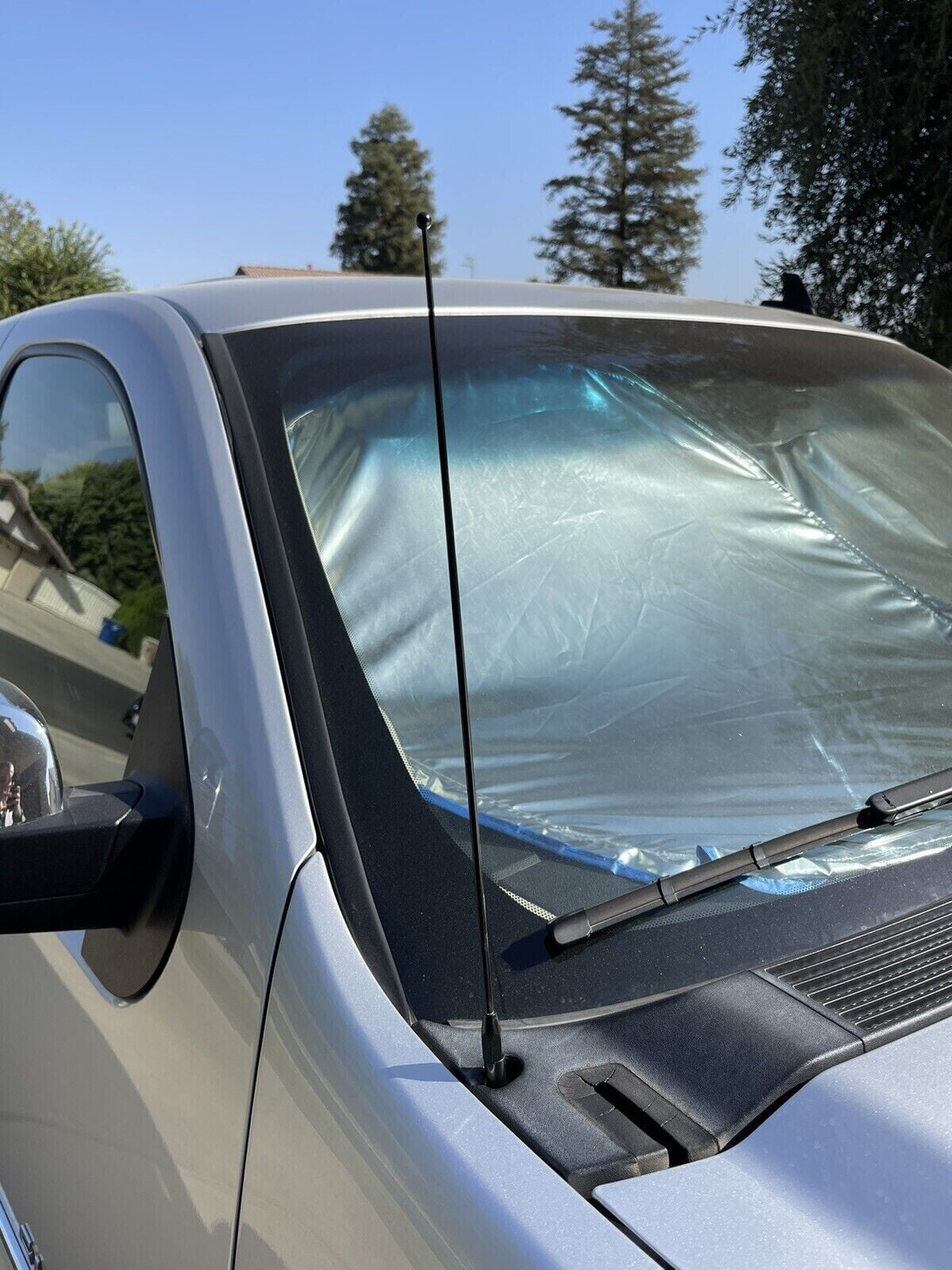 TRQ New Power Radio Receiver Antenna Mast For 1950-2000 Nissan Chevy Honda GMC E