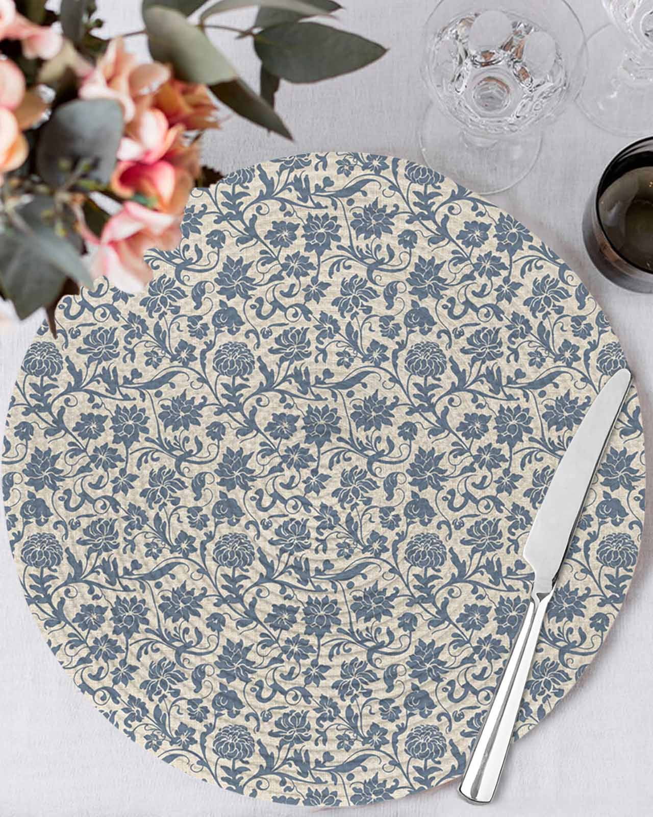 15 Inch Round Placemats Set of 4, Light Blue Floral Non Slip Heat Insulation PP Table Mats, Rustic Vintage Flowers Botanical Spring Washable Place Mats for Kitchen Dining Party Table Decor