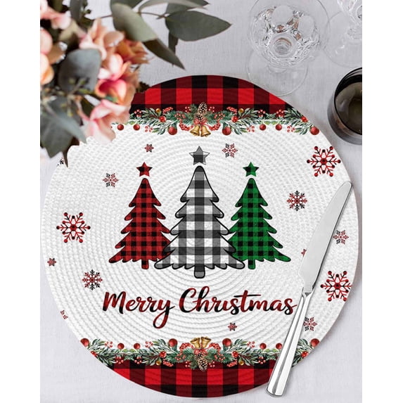 15 Inch Round Placemats Set of 4, Red Plaid Christmas Non Slip Heat Insulation PP Table Mats, Vintage Xmas Tree Winter Farmhouse Washable Place Mats for Kitchen Dining Party Table Decor