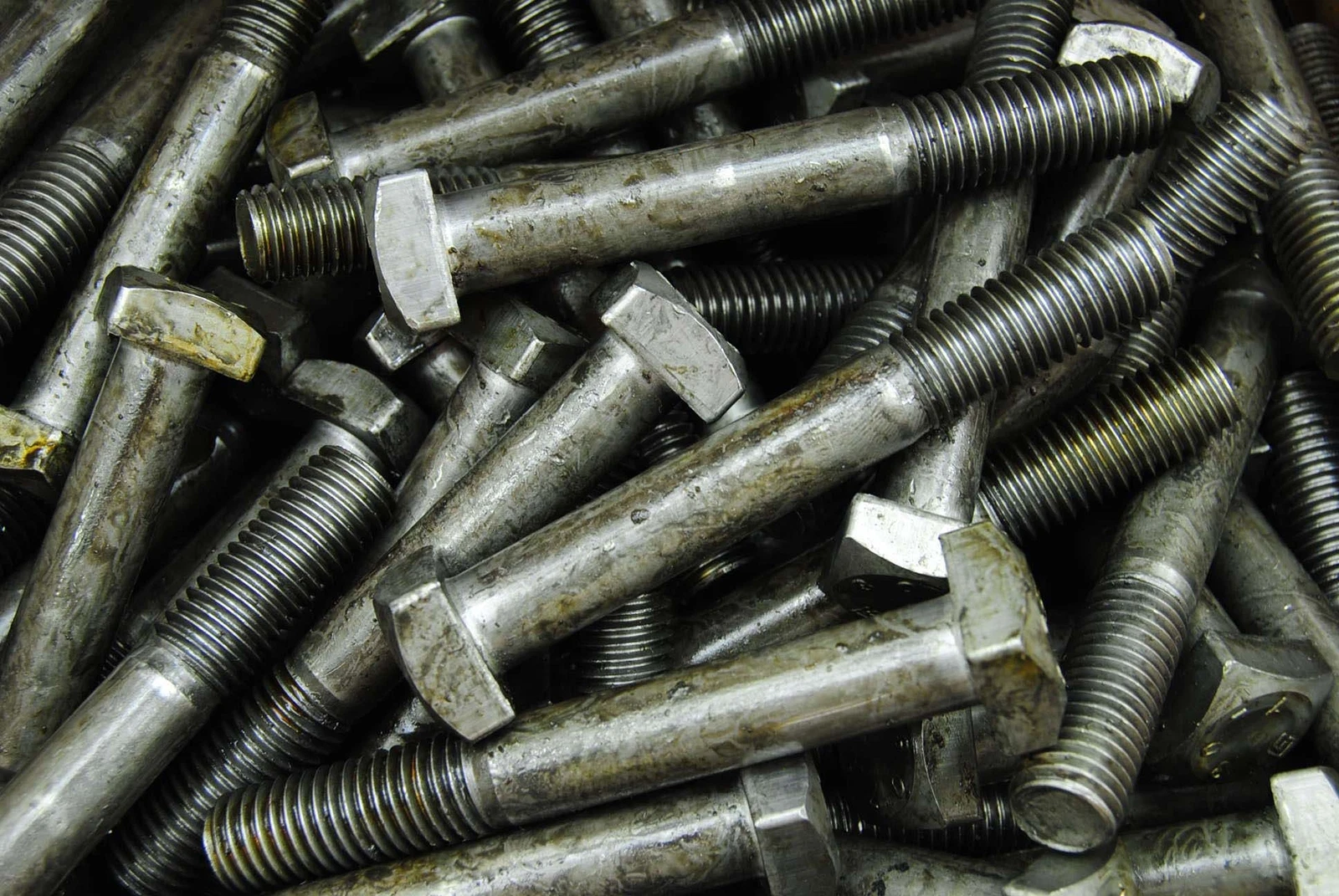 (15) Square Head 5/8-11 x 4-1/2" Bolts Unplated A307 15/16" Sq