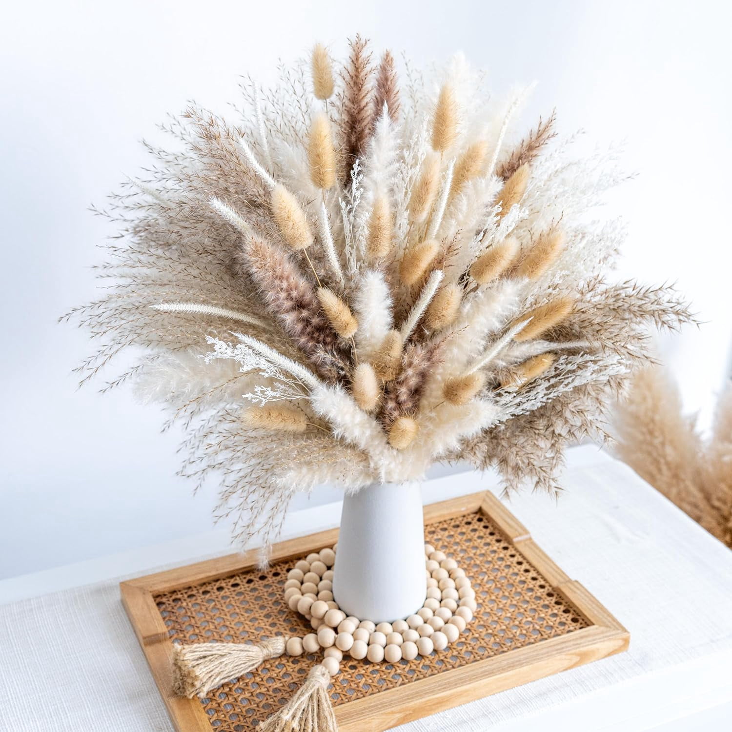 150PCS Natural Dried Pampas Grass Bouquet, Phragmites Dried Flowers Boho Home Decor for Wedding Floral Arrangements & Living Room Decorations