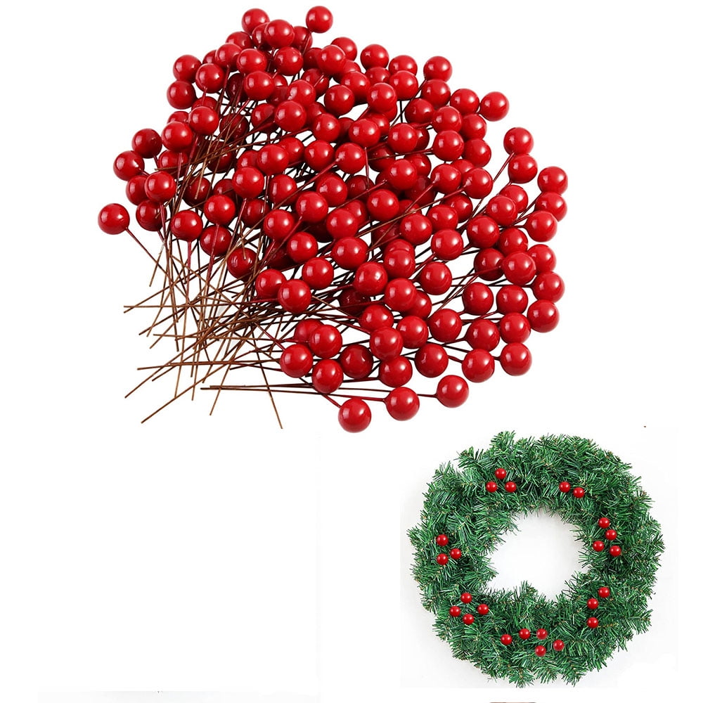 150Pcs Artificial Christmas Holly Berries for Christmas Wreath Decorations  Wreath Making Supplies Christmas Party Decoration