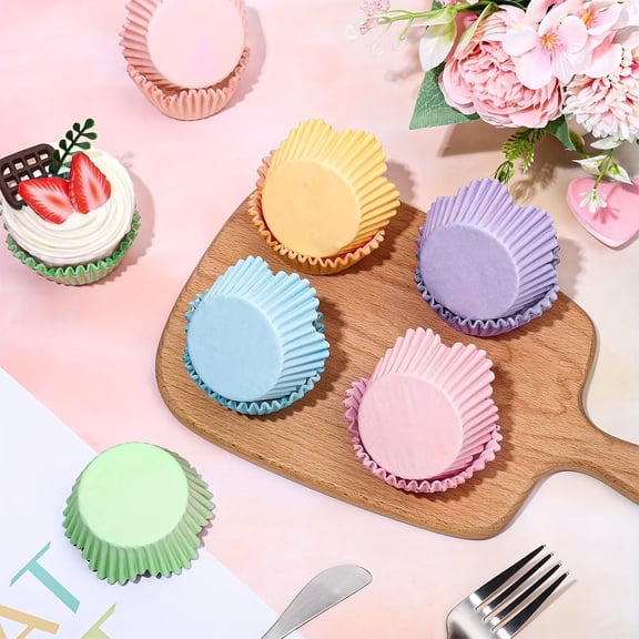 150pcs Scalloped Arc Cake Cups - Vibrant 6-Color Assortment for Muffins, Cupcakes, and Desserts - Perfect for Holiday Celebrations