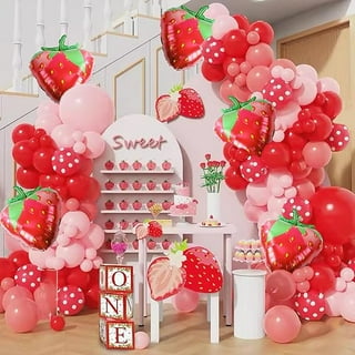 20-Count Strawberry Shortcake Birthday Party Napkins | Pink Paper Tableware For Kids