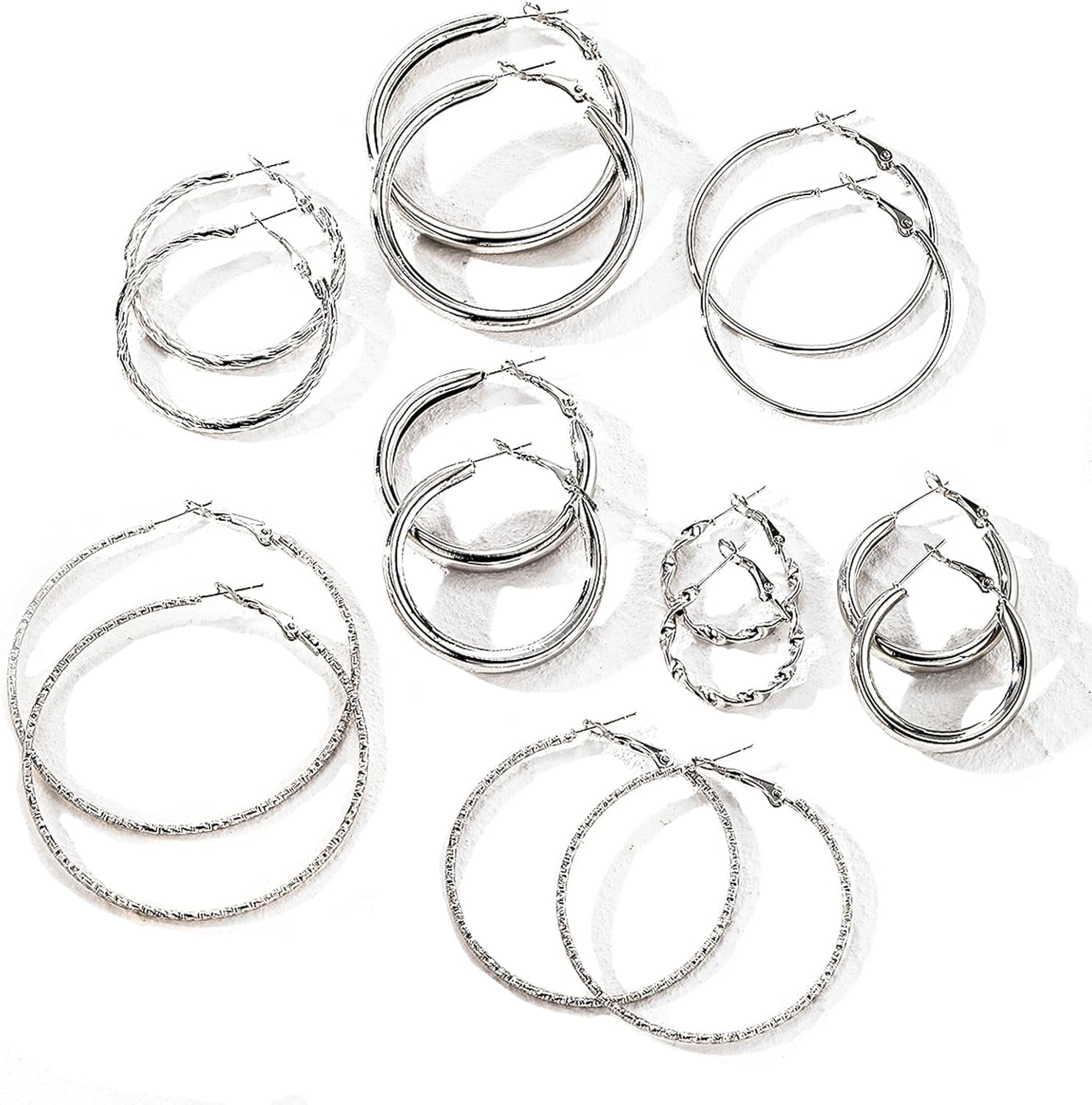 UMEFONE 16-24 Pairs Gold Silver Black Earring Set For Women, Chunky Earring Multipack Punk Trendy Big Small Stud Hoop Earring Lightweight Twisted Pearl Ear Pack For Daily Birthday Party Gift[z641]