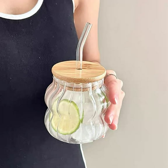 16.9 oz Coffee Drinking Glass Cups-Transparent Water Juice Bubble Tea Milk Beer Cup With Lid and Straw,Simple Drinkware Ribbed Coffee Glass Mug
