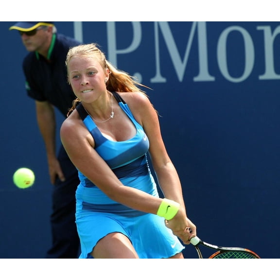 Wall Art Impressions 25x20 Photographic Quality Poster: Anett Kontaveit at the 2012 US Open [Photo Paper]