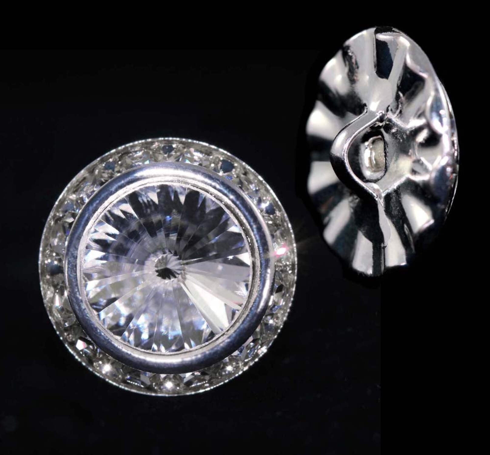 16mm Rondel Button with Crystal Rivoli Center - 11790/16mm - Walmart.com