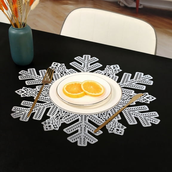 ​17 Inch Round Snowflake Placemat - Heat-Resistant PVC Plastic Table Mat w/ Silver Metallic Finish ,Wipe-Clean for Holidays & Weddings (Set of 1)​​ Silver