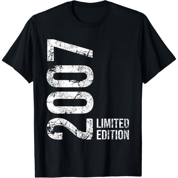 17th Birthday 17 Years Old Girl Boy 2007 T-ShirtMen and women, Black T-shirt, size: Extra large