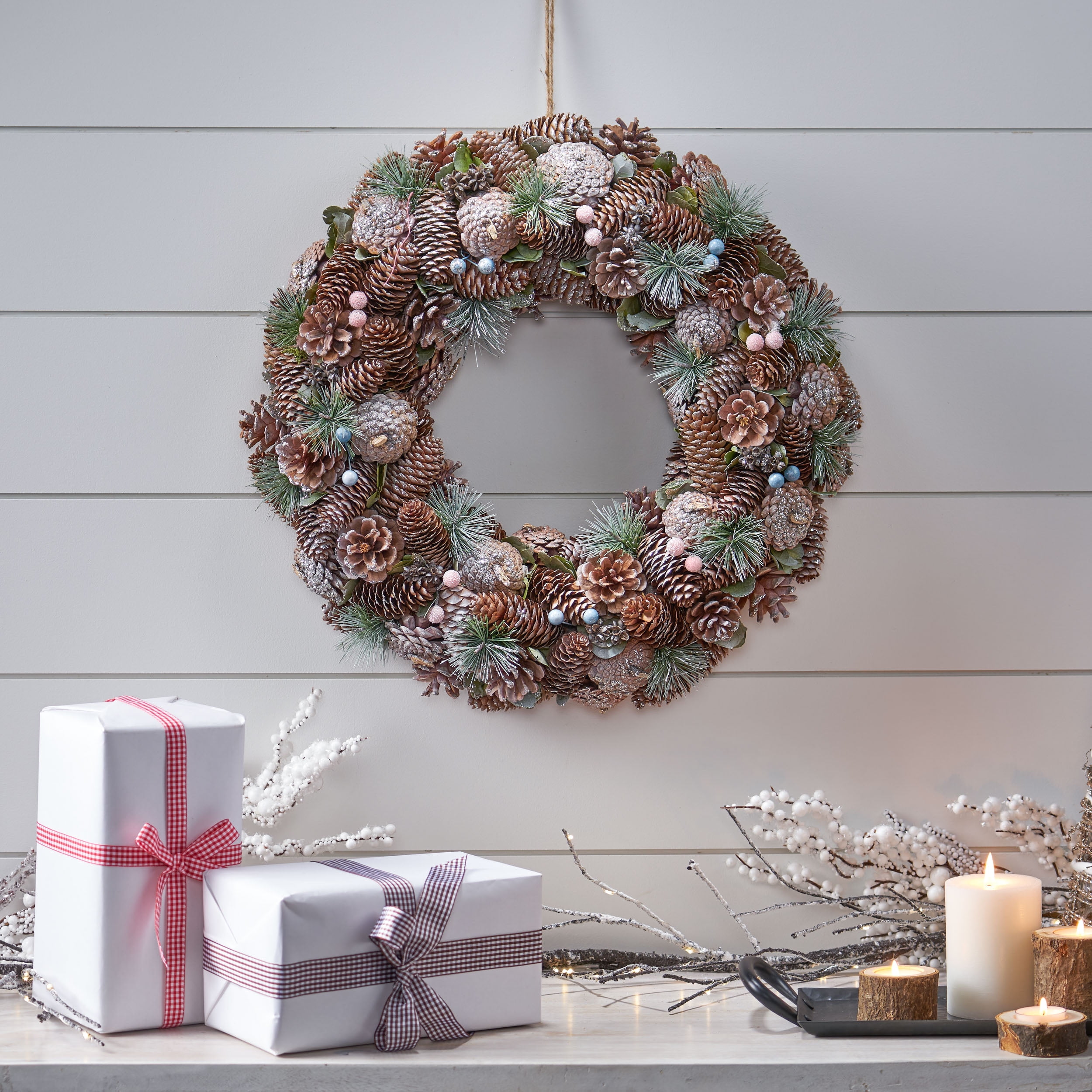 18.5'' Natural Pine Cone Artificial Christmas Wreath