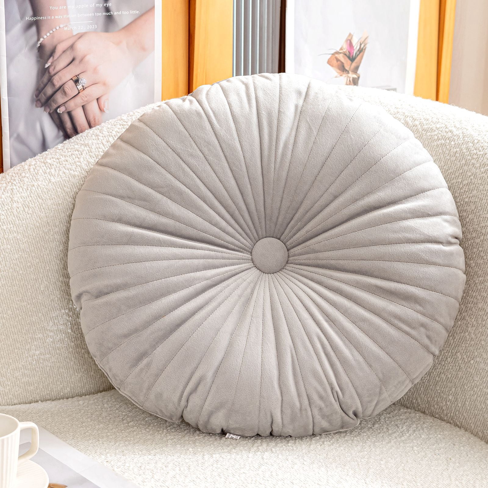 18 Inch Velvet Round Throw Pillow Pleated Meditation Floor Pillow Cushion Decoration Large Pillows Seating for Couch Chair Yoga Living Room