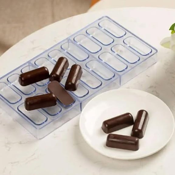 18-Well Oval Chocolate Mold Clear Plastic Candy Molds for DIY Baking Capsule Shaped Ice Cube Tray for Homemade Treats