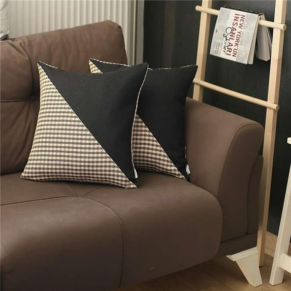 18 x 18 x 1 in. Brown Houndstooth Pillow Covers, Set of 2