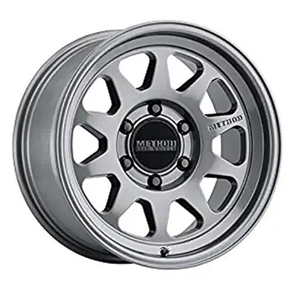 18 x 9 in. 316 Bead Grip 87 mm Centerbore 6 x 135 mm Bolt Pattern 18 mm Off Set 6 x 135 mm Bolt Pattern Tire, Gloss Titanium