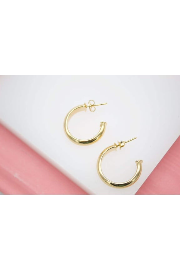 18K Gold Filled Half Open Hoops Stud Earrings (J127)
