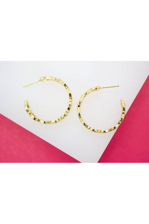 18K Gold Filled Outlined Heart Style Open Hoop Earrings (K104A)