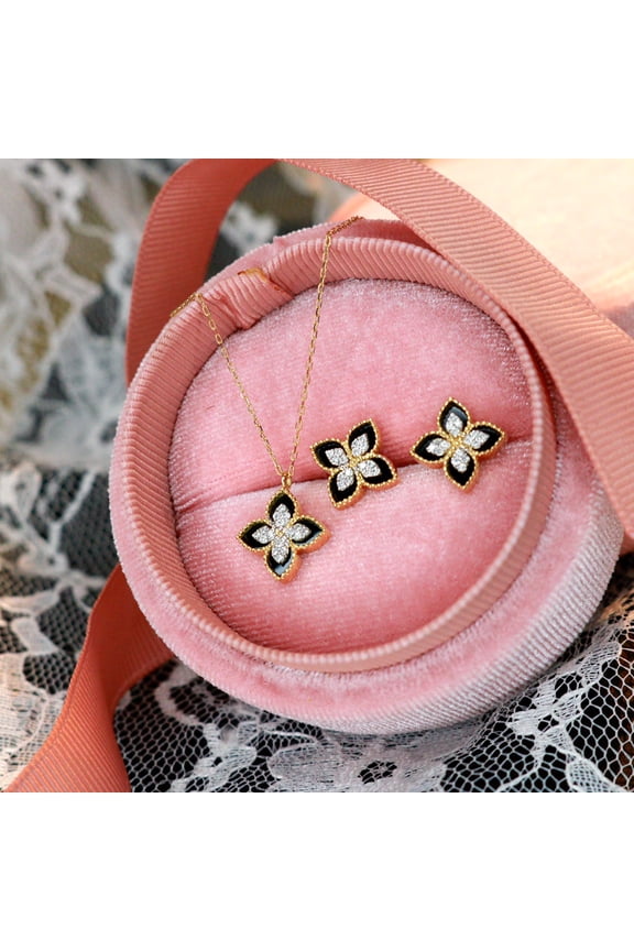 18K Gold and Diamond Italian Necklace and Earing Jewelry.