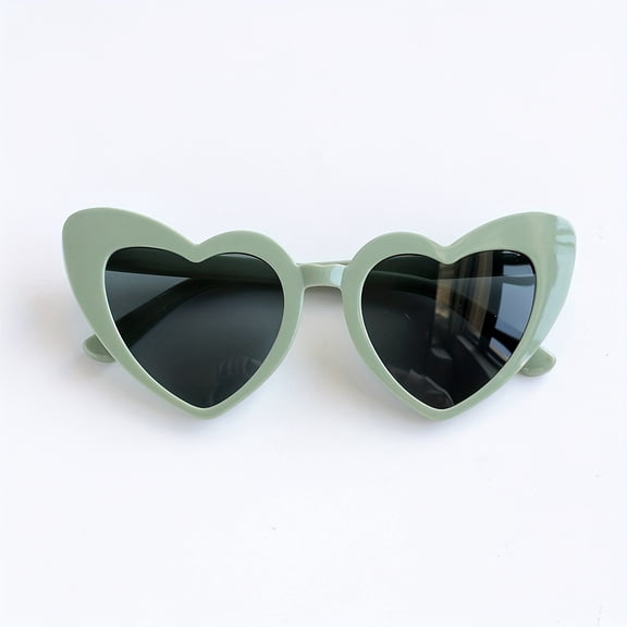 18Pcs Bridesmaid Sunglasses and Satin Hair Tie Set Heart Shaped Glasses & Scrunchies Combo Green White Wedding Party Accessories Bridal Proposal Gift for Bridal Shower Engagement Party Favors