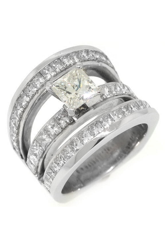 18k White Gold 5.77 Carats Princess Cut Diamond Engagement Ring
