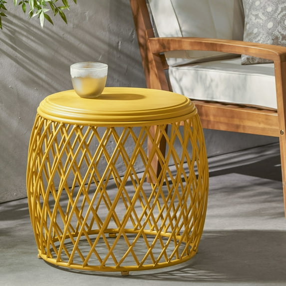 19.75-inch Side Table with Geometric Pattern / Lightweight and Weather-resistant for Porch Use