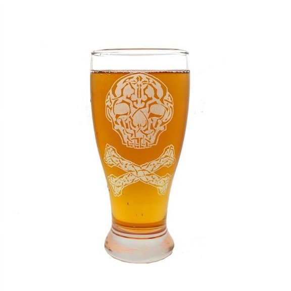 19 oz Celtic Jolly Roger Engraved Pint Glass