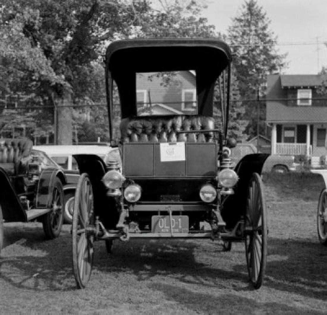1908 Sears Motor Buggy Canvas Art - (24 x 36)