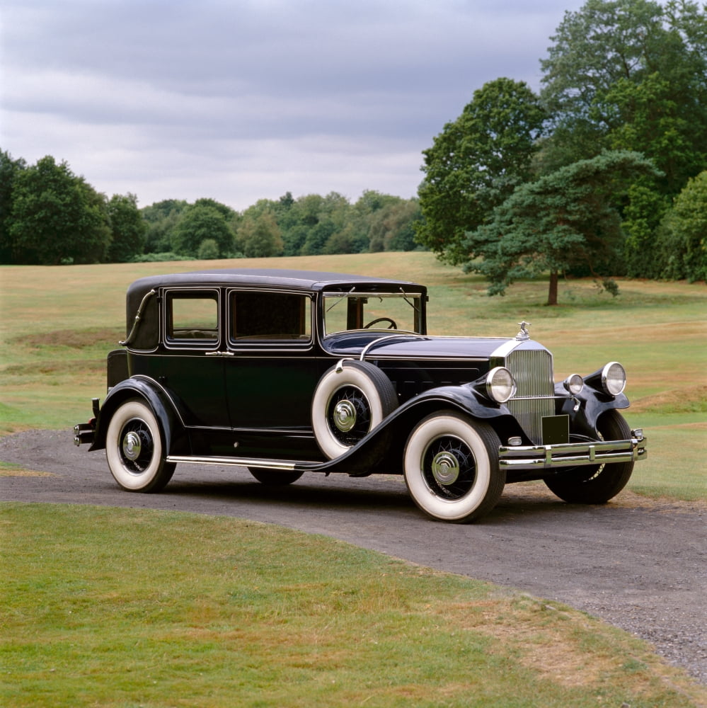 1930 Pierce Arrow Model 8 four door sedan 60 litre L-head straight eight engine Country of origin United States Canvas Art - Panoramic Images (24 x 24)