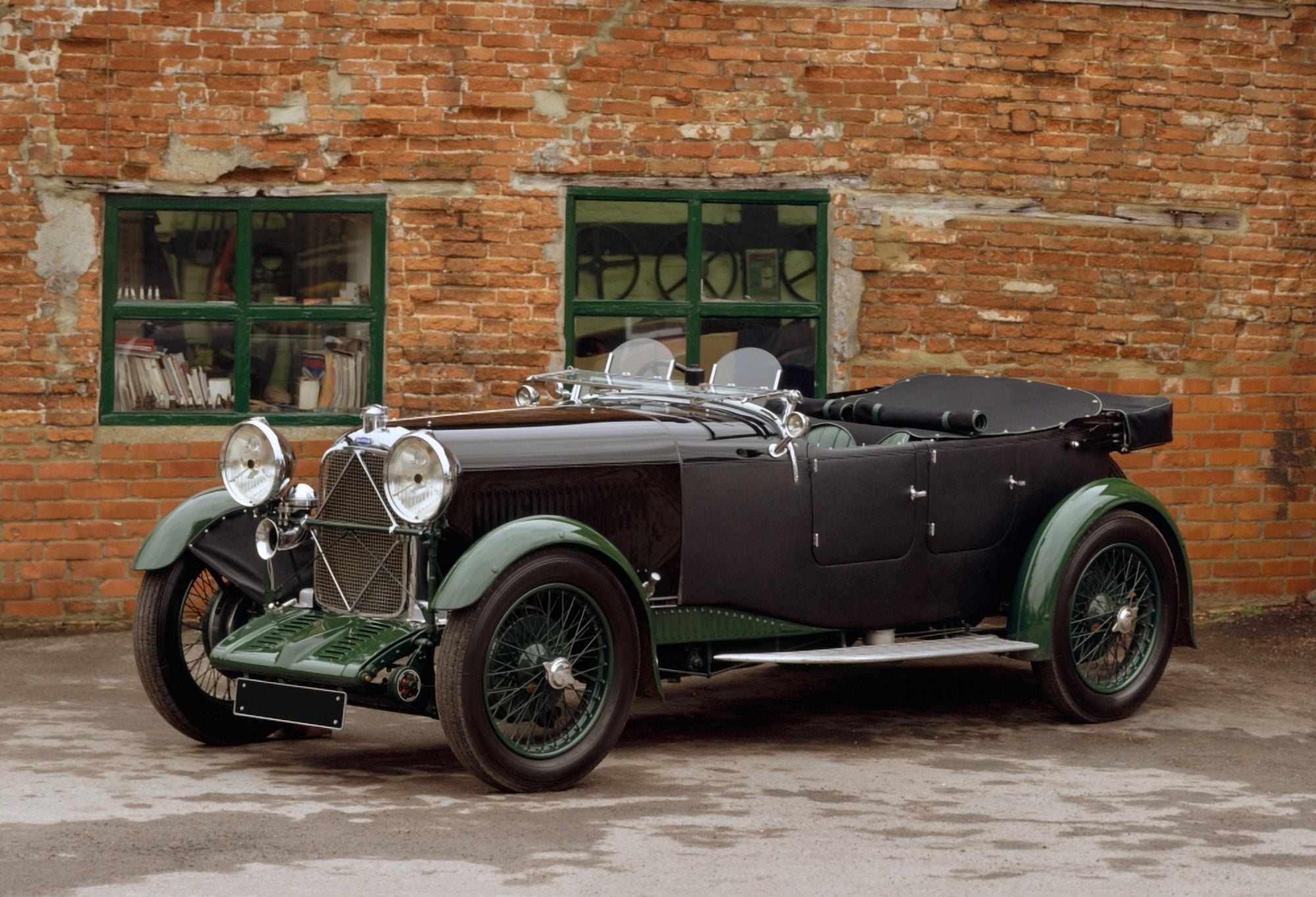 1932 Lagonda 20 litre supercharged 4-seat tourer Country of origin United Kingdom Canvas Art - Panoramic Images (18 x 24)