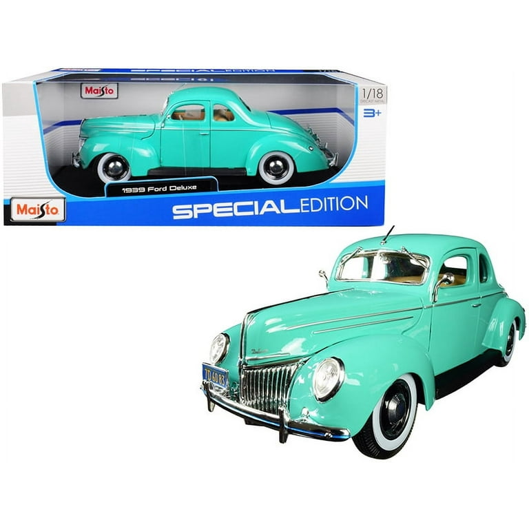 1939 Ford Deluxe Light Green 1 18 Diecast Model Car by Maisto