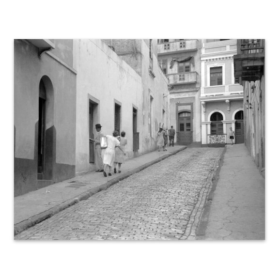 1942 San Juan Puerto Rico Photo Print - 24x30 Inch Vintage Photo of People Carrying Water in San Juan Puerto Rico Poster