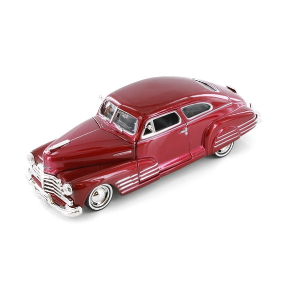 1948 Chevy Aerosedan Fleetline Hardtop, Metallic Red - Showcasts 77266RD - 1/24 Scale Diecast Car