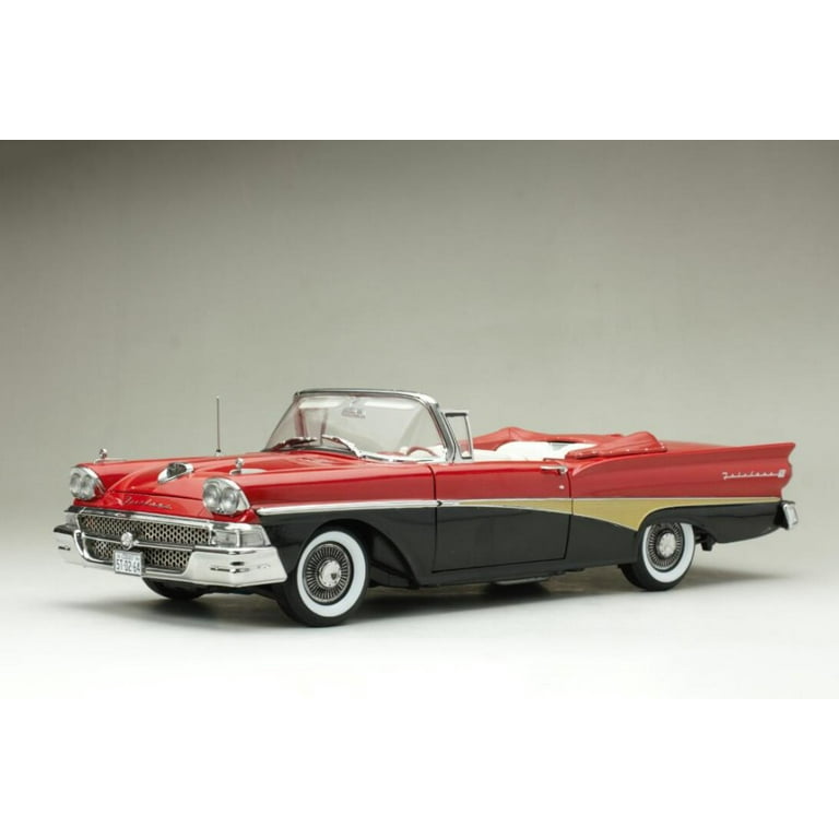 1/18フォード フェアレーン500 オープン 1958 レッド/ブラック 1/18 1958 Ford Fairlane 500 Open convertible (Torch Red