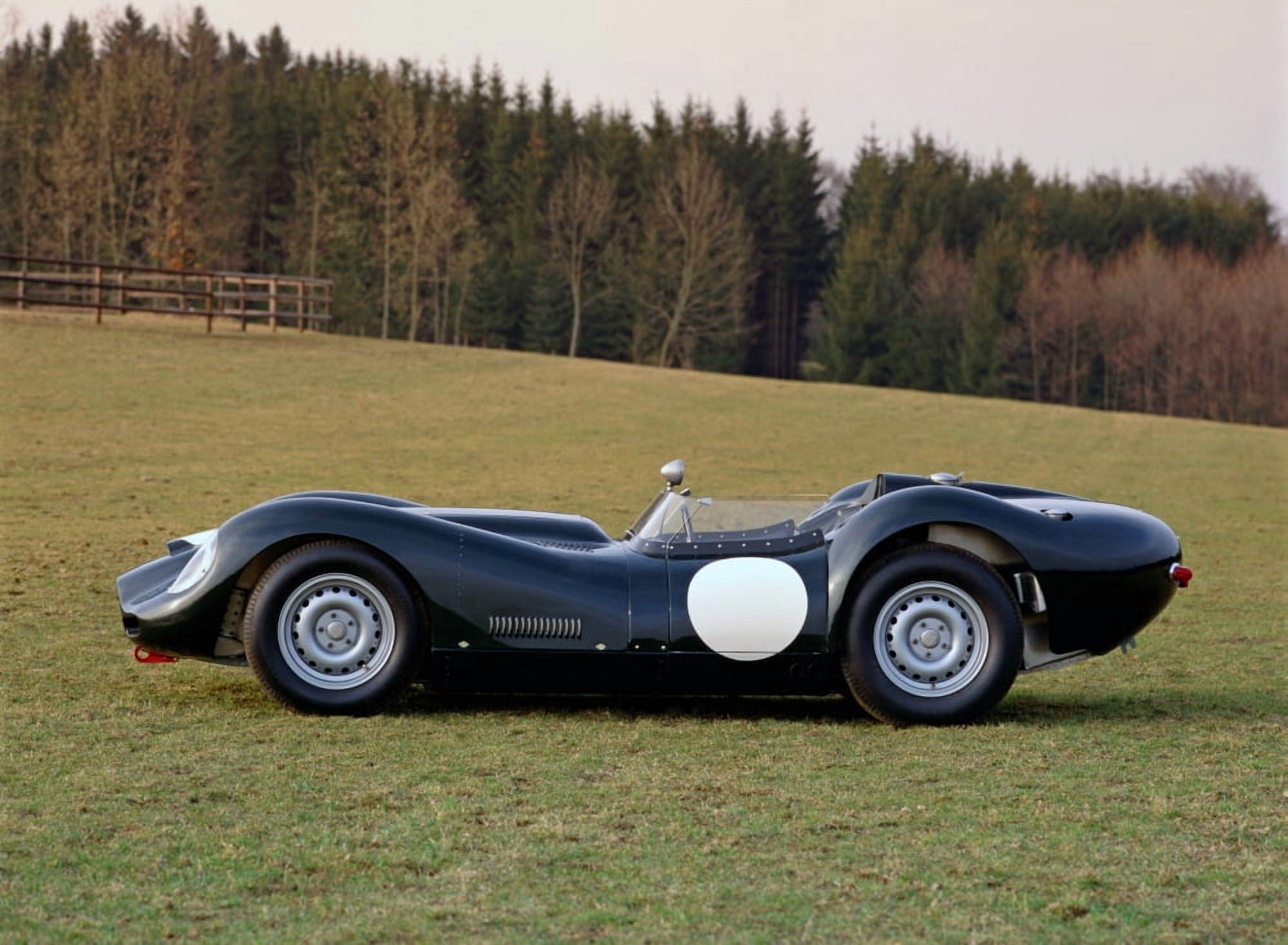 1959 Lister Jaguar 38 litre racing 2-seater Country of origin United Kingdom Canvas Art - Panoramic Images (18 x 24)