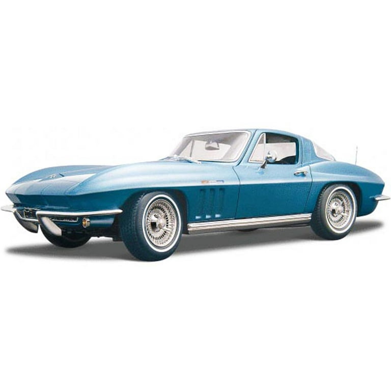 Maisto Die Cast 1:18 Scale 1965 Chevrolet Corvette (Colors May Vary)