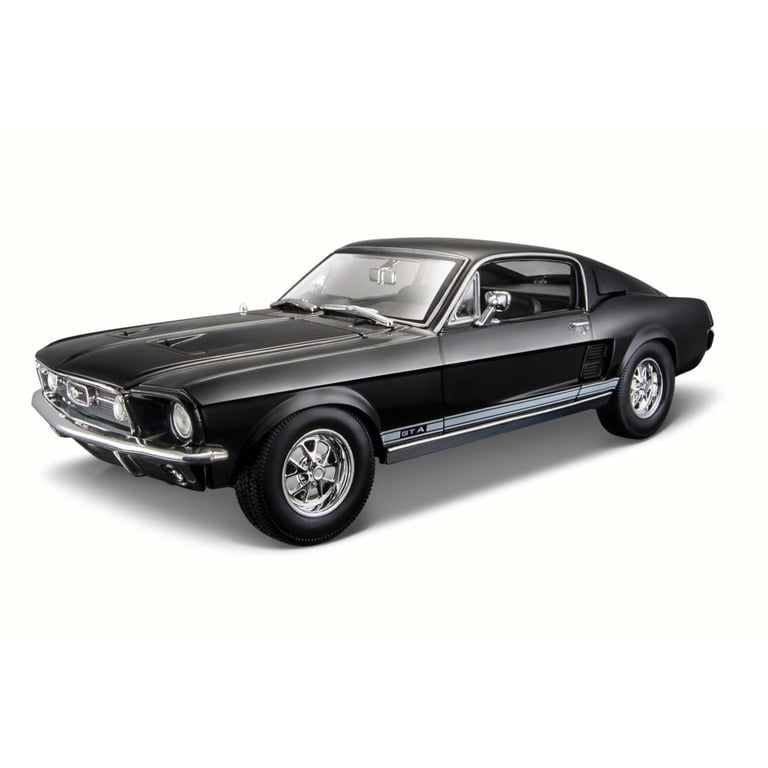 1967 Ford Mustang GTA FastBack, Black - Maisto 31166 - 1/18 Scale